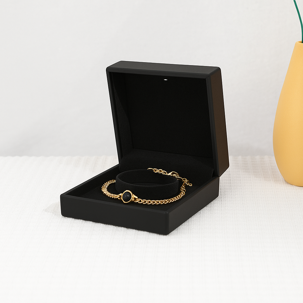 Personalized Photo Projection Chain Bracelet