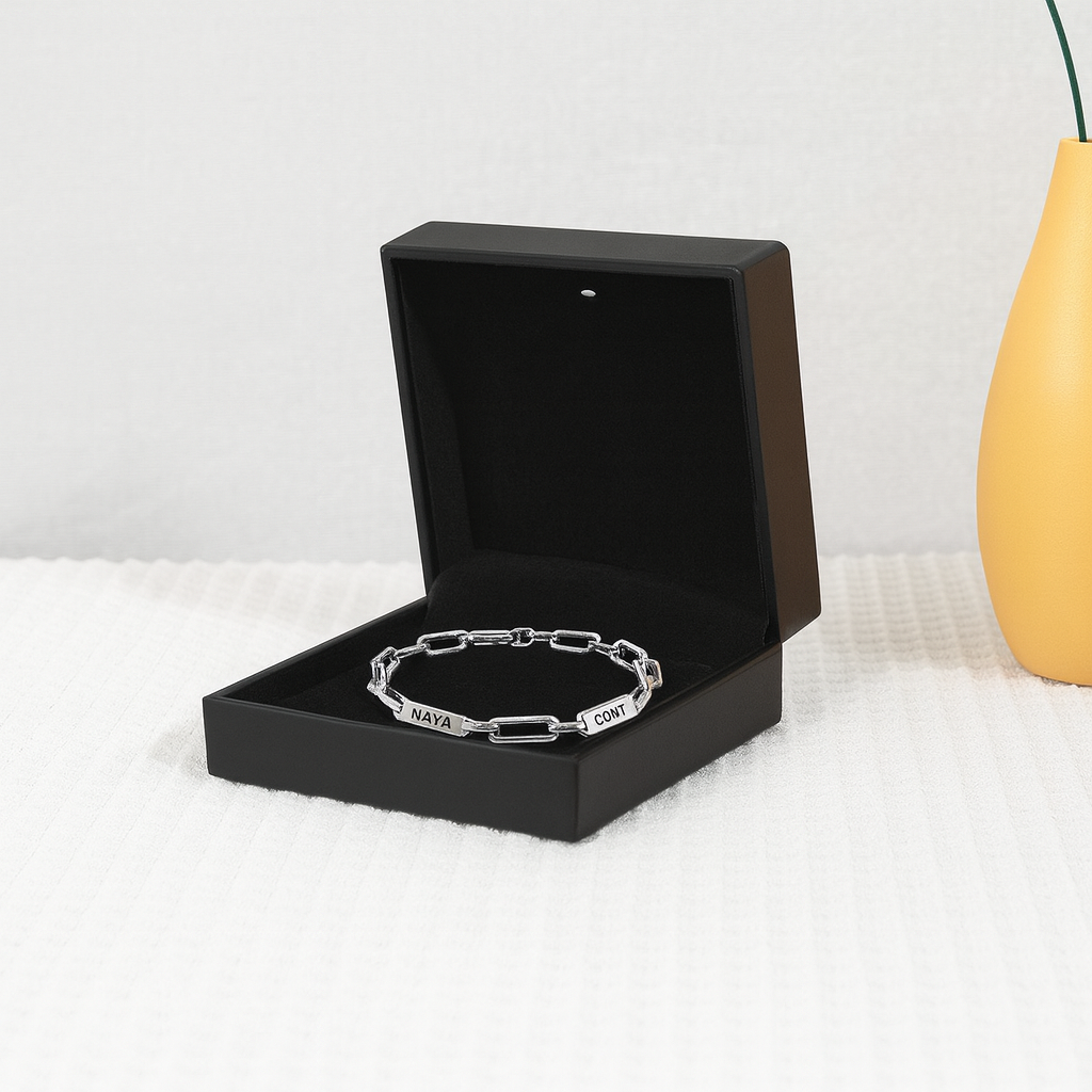 Matilde Engravable Nameplate Bracelet