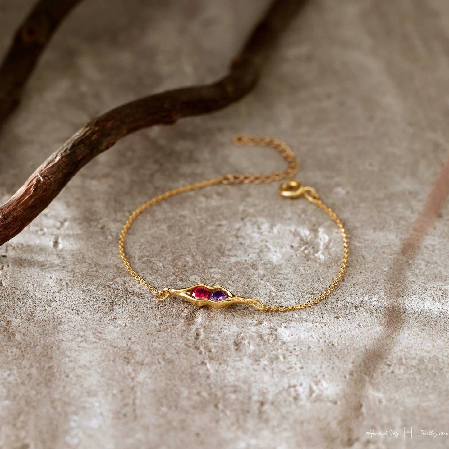 Birthstone Pea in a Pod Gold Bracelet